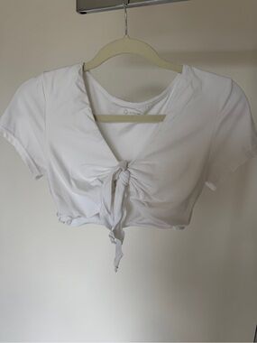 Aerie White Knot-Front Crop Top M